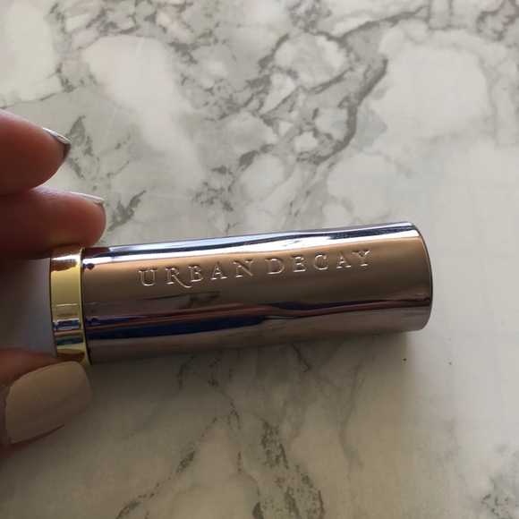 🌼 2/$15 Urban Decay Lipstick in Tampered - Picture 3 of 5